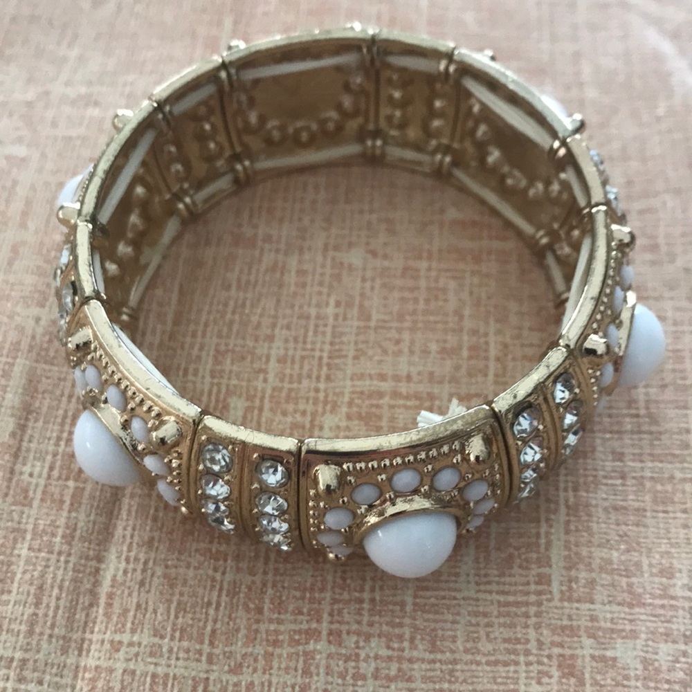 Tasha gold and white bracelet